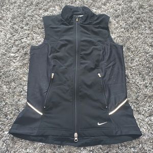 Women’s Nike Lightweight Running Vest size S